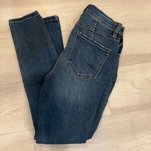 High waisted jeans
